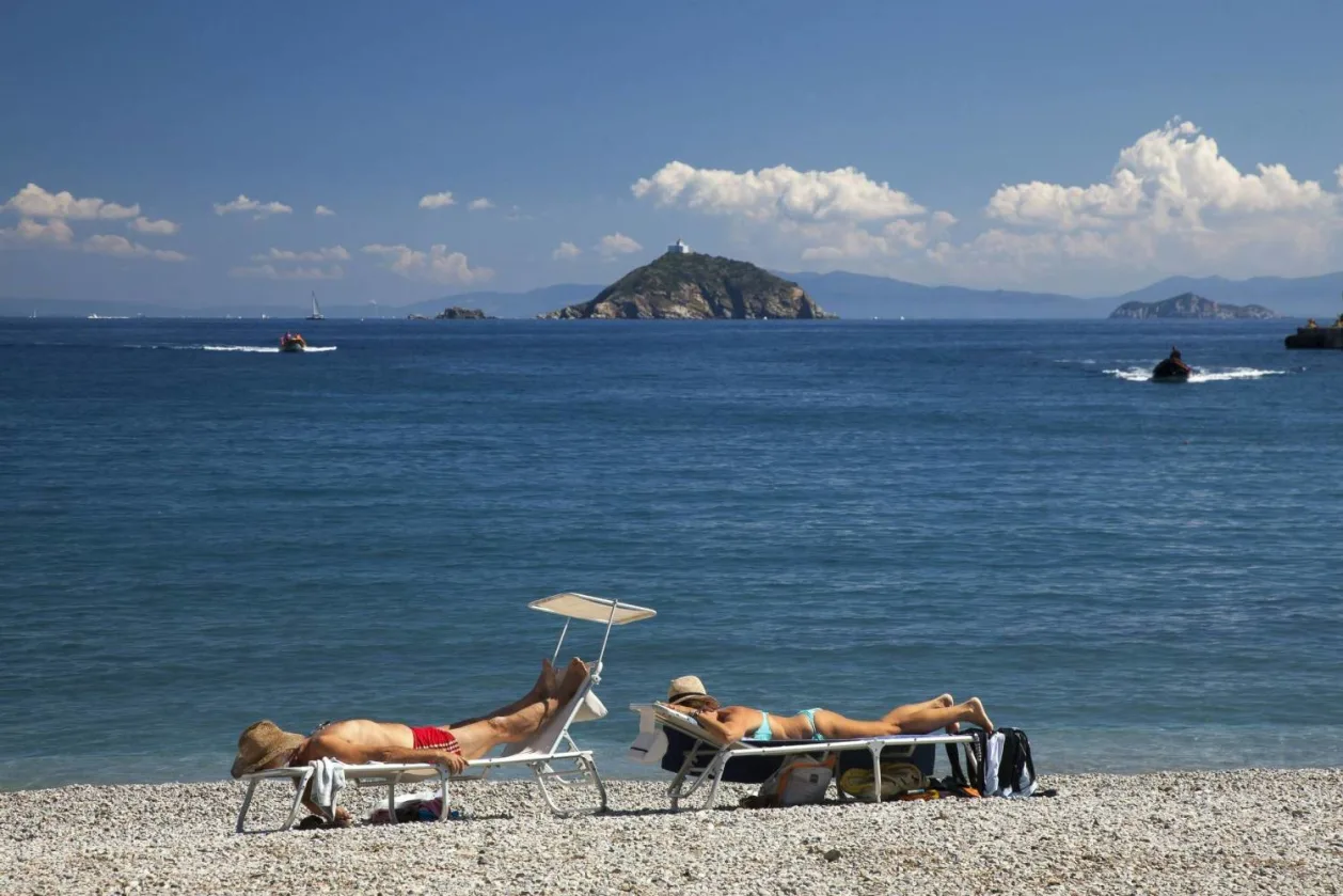 Elba Island beach life